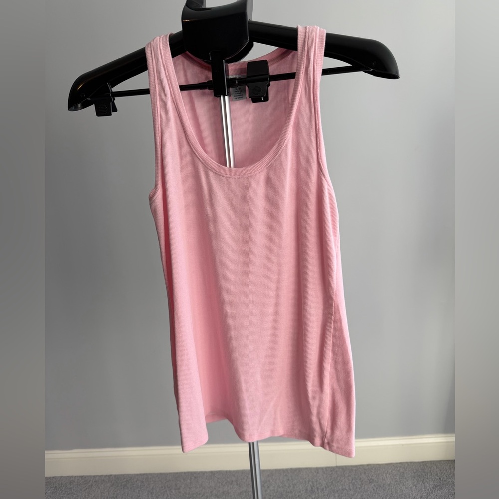 Tommy Bahama ribbed tank top size S - pink shell